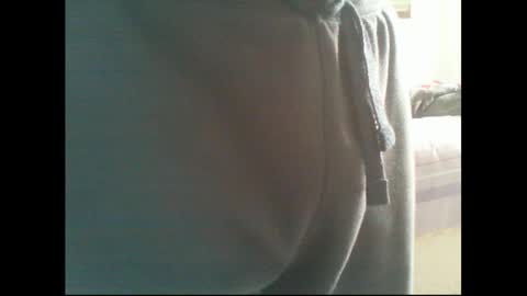 Snapshot of thickmelnik chatting on 10.19.25 James online show from 10.19.25