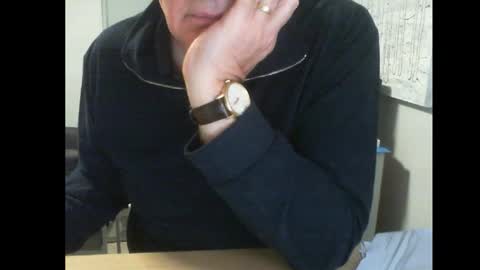 Snapshot of thickmelnik chatting on 04.27.26 James online show from 04.27.26