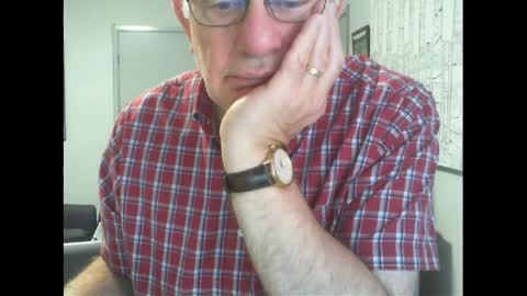 Snapshot of thickmelnik chatting on 05.02.26 James online show from 05.02.26