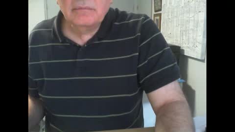 Snapshot of thickmelnik chatting on 05.06.26 James online show from 05.06.26