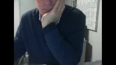Snapshot of thickmelnik chatting on 05.13.26 James online show from 05.13.26