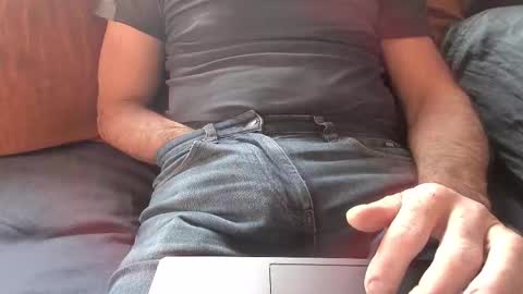 Snapshot of thickrum chatting on 02.01.26 Thickru online show from 02.01.26