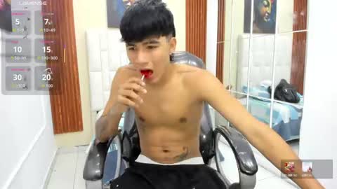 Snapshot of thiiago_collins chatting on 06.20.26 THIAGO COLLINS online show from 06.20.26