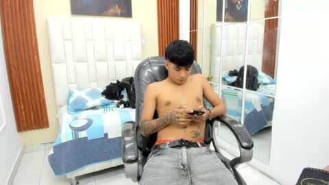 Snapshot of thiiago_collins chatting on 06.26.26 THIAGO COLLINS online show from 06.26.26