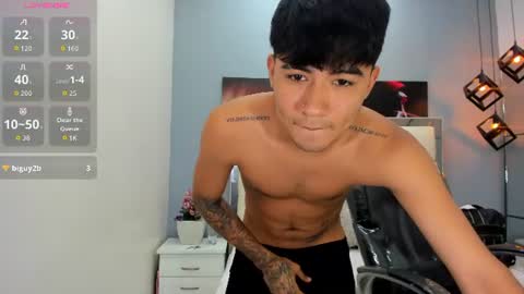 Snapshot of thiiago_collins chatting on 07.09.26 THIAGO COLLINS online show from 07.09.26