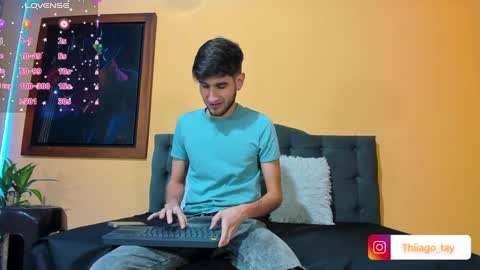 Snapshot of thiiago_tay chatting on 12.17.24 Thiiago online show from 12.17.24