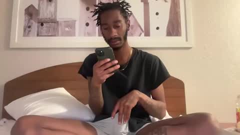 Snapshot of thirdlegkenny chatting on 01.14.26 thirdlegkenny online show from 01.14.26