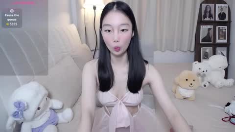 Snapshot of thisgirl__ chatting on 11.09.25 kk online show from 11.09.25