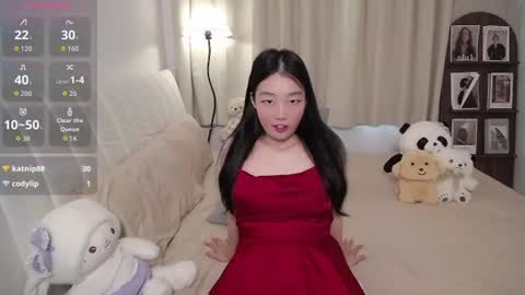 Snapshot of thisgirl__ chatting on 06.22.26 kk online show from 06.22.26