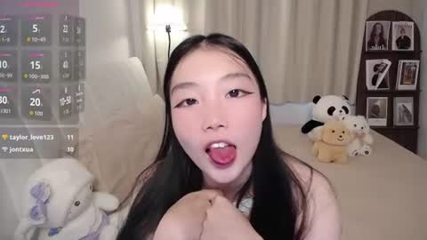 Snapshot of thisgirl__ chatting on 07.05.26 kk online show from 07.05.26