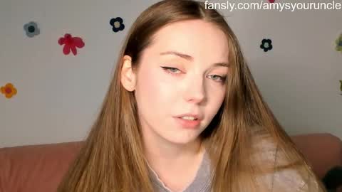 Amelia  shows on mondays fridays and sundays  if anything changes im giving updates on my fansly  online show from 04.27.26