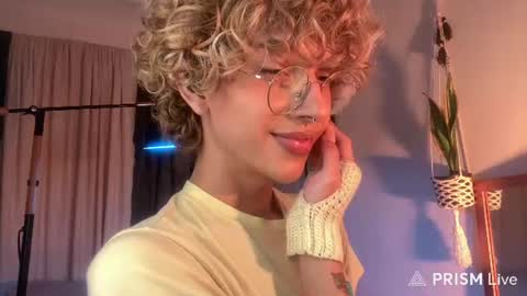 Snapshot of thisisdamiano chatting on 07.23.26 Damiano online show from 07.23.26