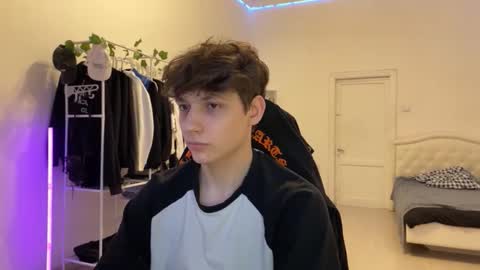 Thomas Hill online show from 10.31.25