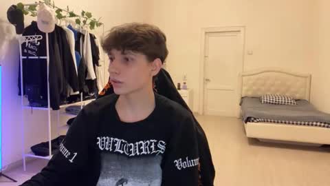 Thomas Hill online show from 11.06.25