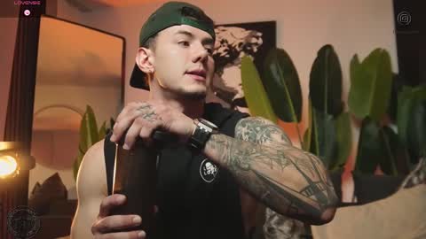 Thomas Falcon online show from 01.18.26