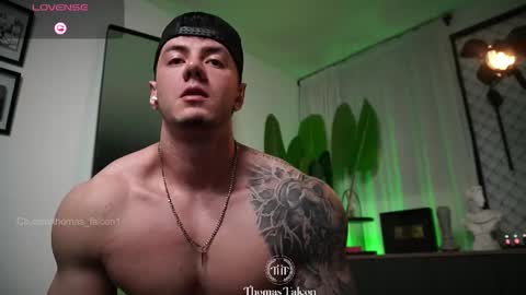 Thomas Falcon online show from 03.04.26