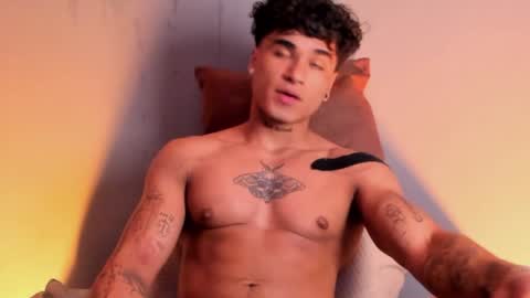Snapshot of thomas_fit1 chatting on 12.26.24 Thomas 3 JUST STAY AND BE MY LAST LOVE online show from 12.26.24