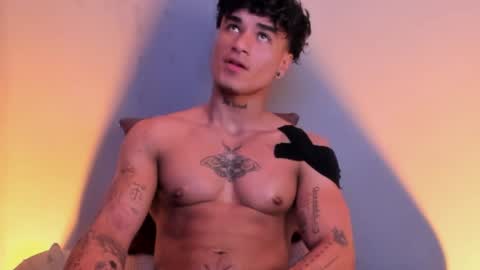 Snapshot of thomas_fit1 chatting on 12.28.24 Thomas 3 JUST STAY AND BE MY LAST LOVE online show from 12.28.24