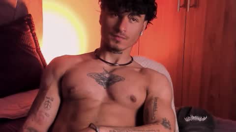 Snapshot of thomas_fit1 chatting on 09.18.25 Thomas 3 JUST STAY AND BE MY LAST LOVE online show from 09.18.25