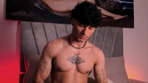 Thomas 3  JUST STAY AND BE MY LAST LOVE online show from 12.21.25