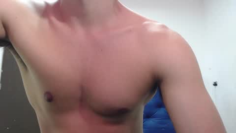 Snapshot of thomas_neuman chatting on 12.23.24 Thomas online show from 12.23.24