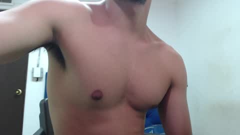 Snapshot of thomas_neuman chatting on 12.30.24 Thomas online show from 12.30.24