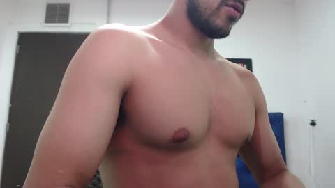 Snapshot of thomas_neuman chatting on 01.12.25 Thomas online show from 01.12.25