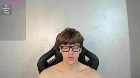 Snapshot of thomas_shelbivip chatting on 06.19.26 Tomas online show from 06.19.26