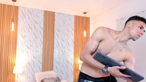 Thomas online show from 02.20.25