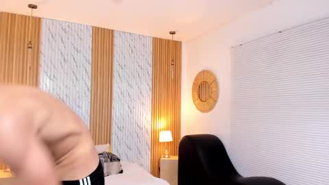 Thomas online show from 02.21.25