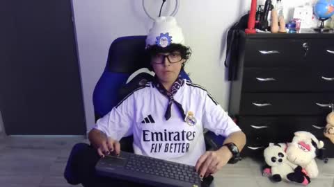 VALERIA online show from 04.15.26