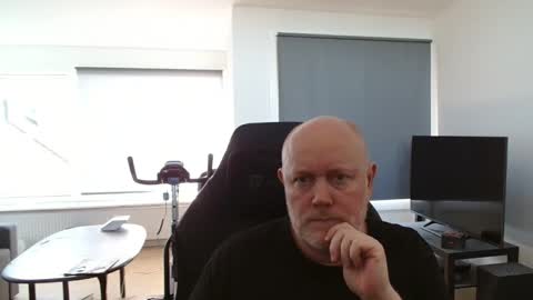 thomash32 online show from 09.26.25