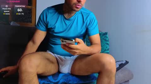 Snapshot of thomassmith2023 chatting on 07.15.26 thomas smith online show from 07.15.26