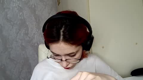 Snapshot of thomasvicknair chatting on 12.04.25 Lina online show from 12.04.25