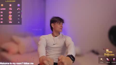 Thom Klein online show from 10.22.25