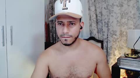 Snapshot of thommerxxx chatting on 03.06.26 Thom online show from 03.06.26