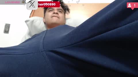 Snapshot of thor0200 chatting on 12.28.24 thor0200 online show from 12.28.24