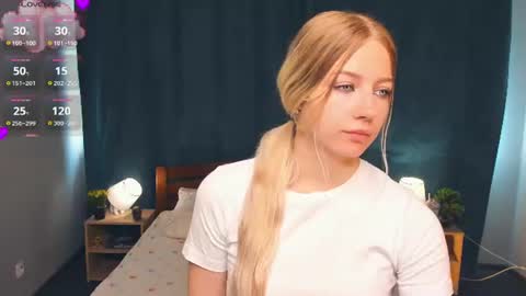 Snapshot of thoracarter chatting on 06.12.26 thoracarter online show from 06.12.26