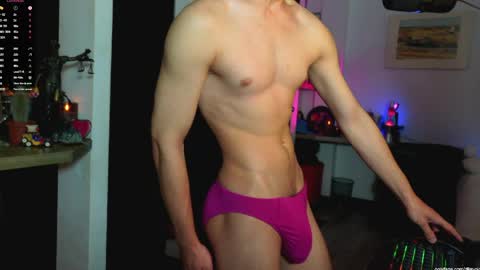Snapshot of thoroughbredxx chatting on 05.15.26 L e a n d e r 25OFF ON MY OF online show from 05.15.26