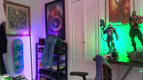 Snapshot of throatdoctor69 chatting on 01.19.26 throatdoctor69 online show from 01.19.26