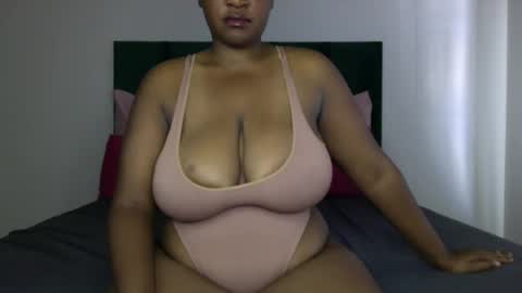 throatgoat2121 online show from 01.20.25