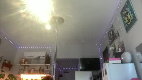 Snapshot of throatyygoat chatting on 10.04.25 throatyygoat online show from 10.04.25