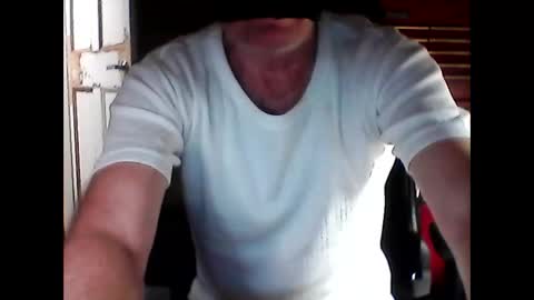 Snapshot of throubingcock chatting on 11.27.25 throubingcock online show from 11.27.25