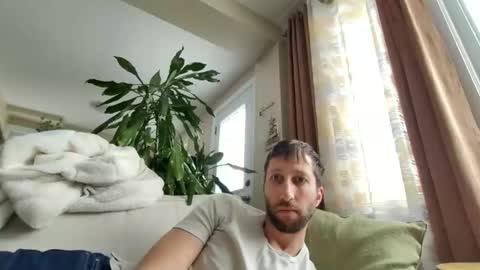 Snapshot of throwawayafteruse20202 chatting on 12.05.25 throwawayafteruse20202 online show from 12.05.25