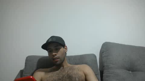 Snapshot of throwawayyourgun chatting on 01.25.25 Luka online show from 01.25.25