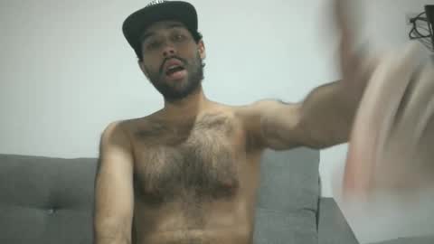 Snapshot of throwawayyourgun chatting on 02.03.25 Luka online show from 02.03.25