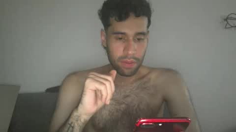 Snapshot of throwawayyourgun chatting on 11.18.25 Luka online show from 11.18.25