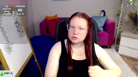 Snapshot of ti_ji chatting on 06.12.26 Helen online show from 06.12.26