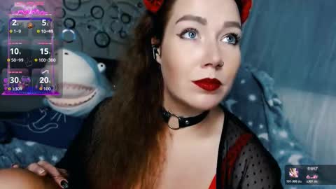 Snapshot of tia_meow chatting on 10.17.25 tiameow online show from 10.17.25