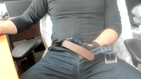 Snapshot of tiamone chatting on 11.04.25 tiamone online show from 11.04.25